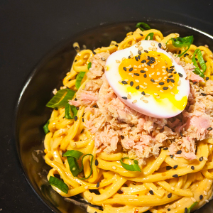 MAZEMEN AL TONNO - IL RAMEN SENZA BRODO